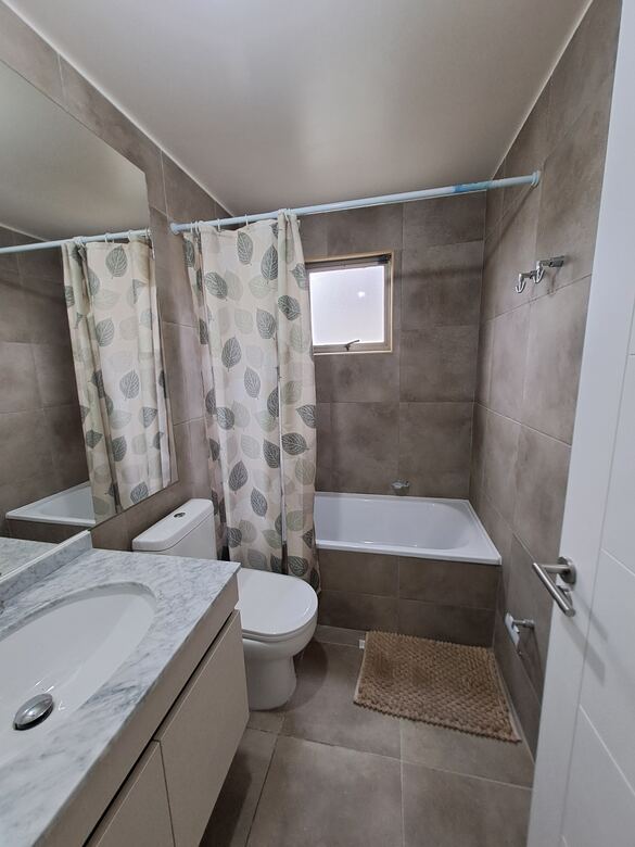 Baño con tina — Arenas de Quilpué II